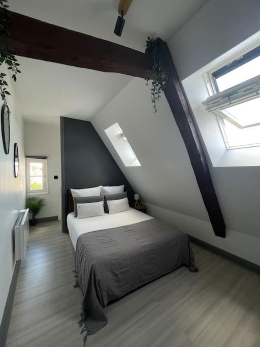 Duplex Bord De L'Eure - Parking Inclus - Jolie Vue Sur La Cathedrale Διαμέρισμα Σαρτρ Εξωτερικό φωτογραφία