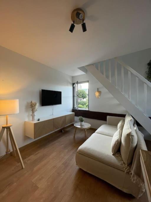 Duplex Bord De L'Eure - Parking Inclus - Jolie Vue Sur La Cathedrale Διαμέρισμα Σαρτρ Εξωτερικό φωτογραφία